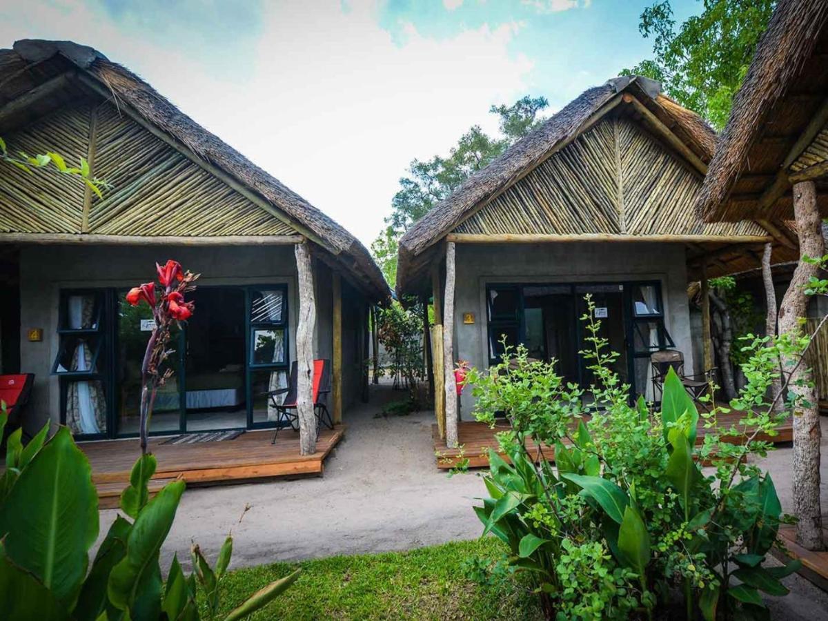 African Excursions Guest House Khwai Dış mekan fotoğraf