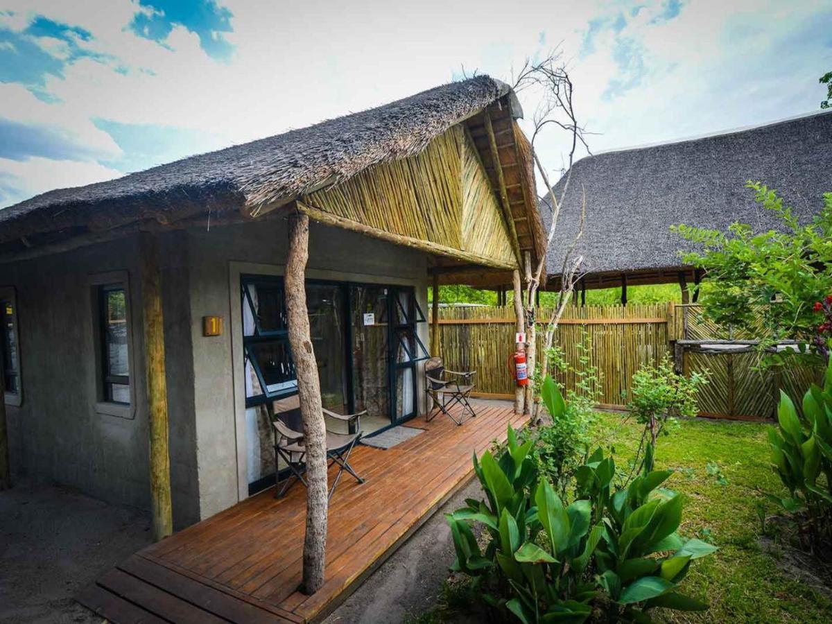 African Excursions Guest House Khwai Dış mekan fotoğraf